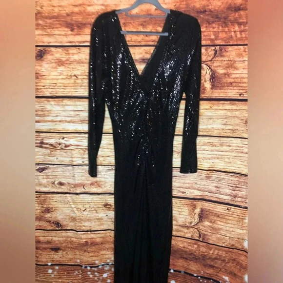 Sequin High-Slit Maxi Dress - Picture 9 of 16